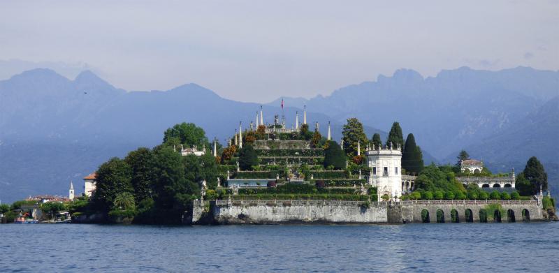 On the way to discover the Borromean Islands on Lake Maggiore