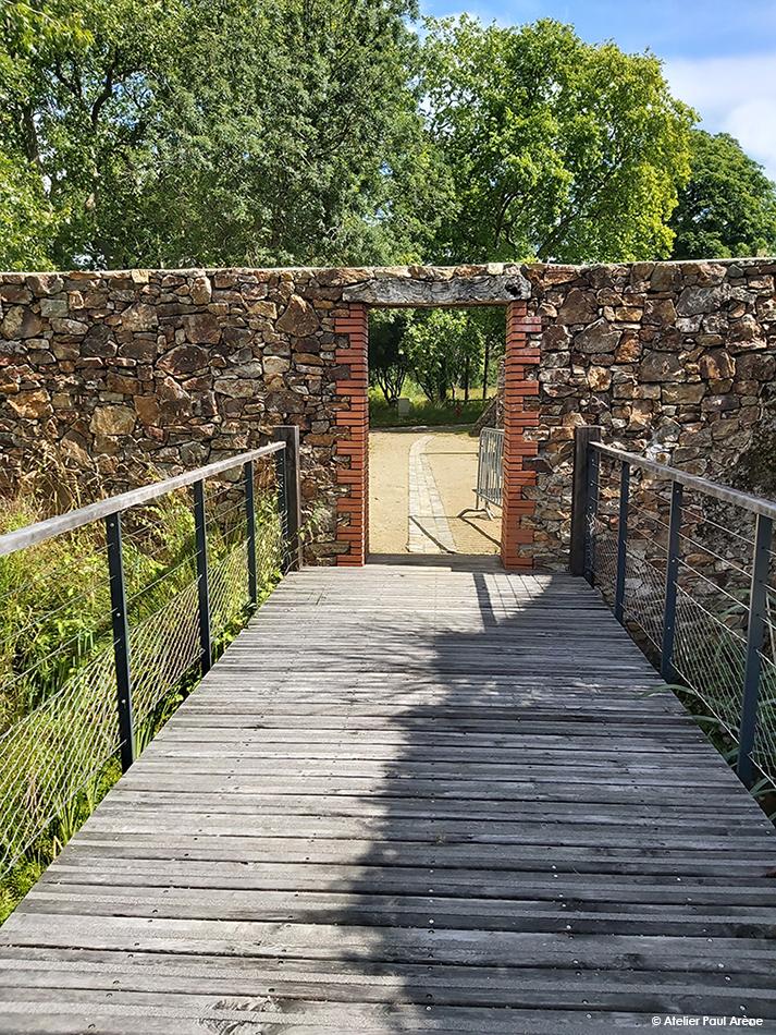 Gateway entrance